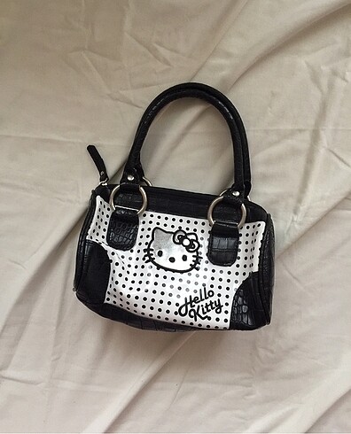 Hello Kitty Çanta ve Crop