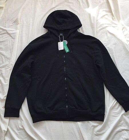 Kapüşonlu Cepli Fermuarlı Sweatshirt