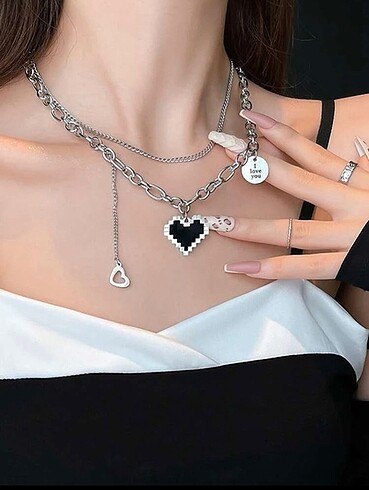 Heart & Disc Charm Layered Necklace?