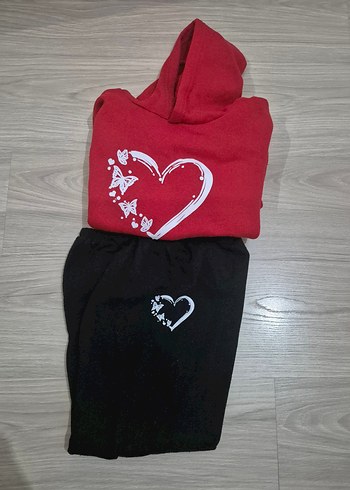 Kız Çocuk Kırmızı Kapüşonlu Sweatshirt ve Siyah Eşofman - Görsel 5