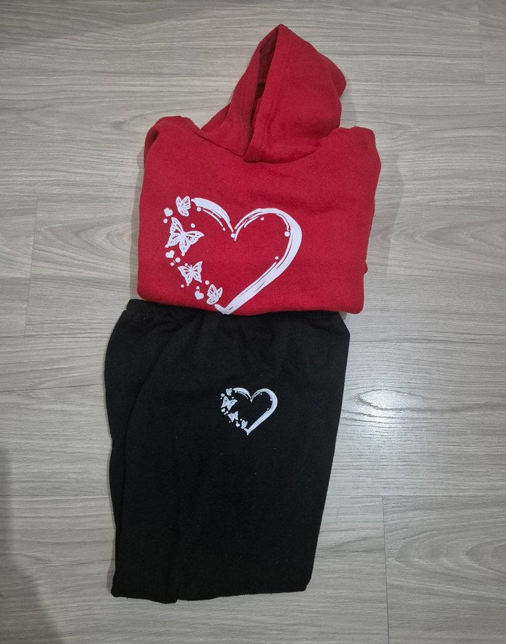 Kız Çocuk Kırmızı Kapüşonlu Sweatshirt ve Siyah Eşofman - Görsel 5