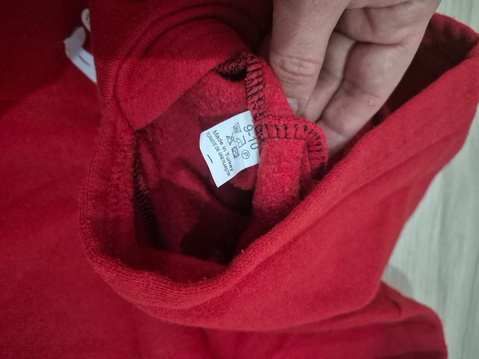 Kız Çocuk Kırmızı Kapüşonlu Sweatshirt ve Siyah Eşofman - Görsel 4