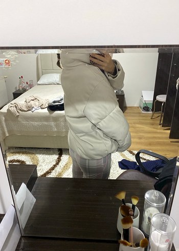 Stradivarius Düğmeli Beyaz Kadın Kışlık Mont