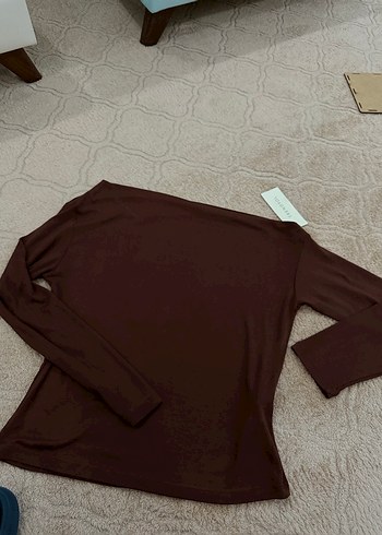 Kahverengi Deri Kayık Yaka Kadın Bluz - Görsel 2