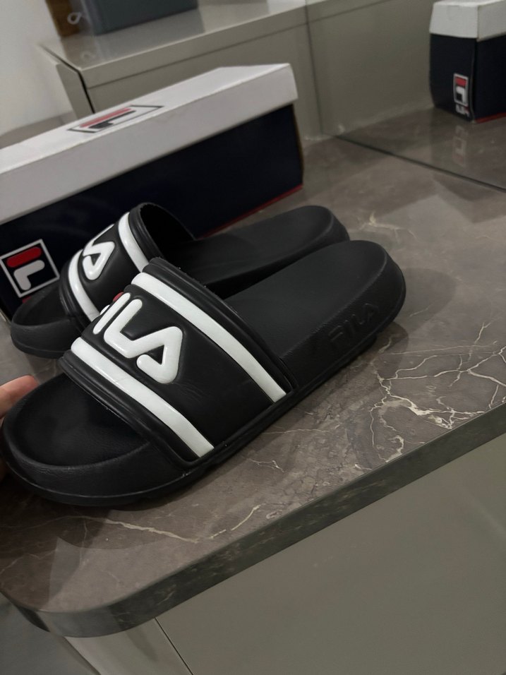 Fila Siyah Spor Terlik - Görsel 3