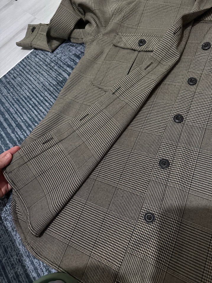 Düğmeli Kahverengi Gömlek - Görsel 5