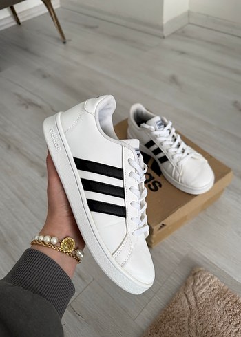 Adidas 36