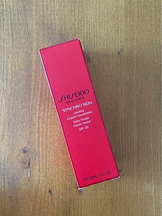 Shiseido - Synchro Skin Aç - Lasting Liquid Fondöten