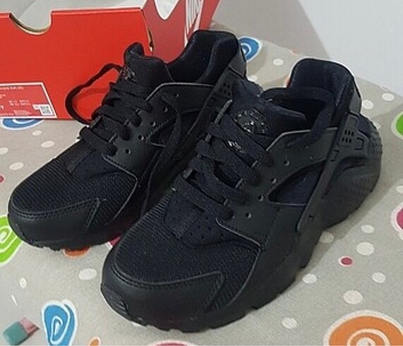 37,5 Beden Nike huarache Rum