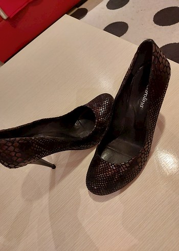 Kahverengi Yılan Derisi Desenli Stiletto - Görsel 2