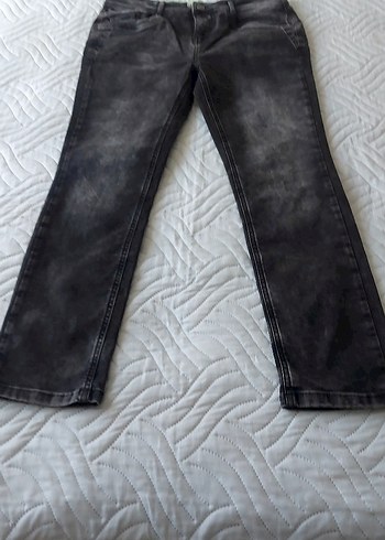 Gri Batik Taşlanmış Kadın Kot Pantolon