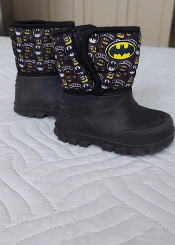 24 Beden Çocuk Batman kar botu