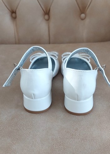 Beyaz Fiyonklu Kız Çocuk Babet Ayakkabı - Görsel 6