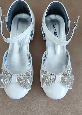 Beyaz Fiyonklu Kız Çocuk Babet Ayakkabı - Görsel 2