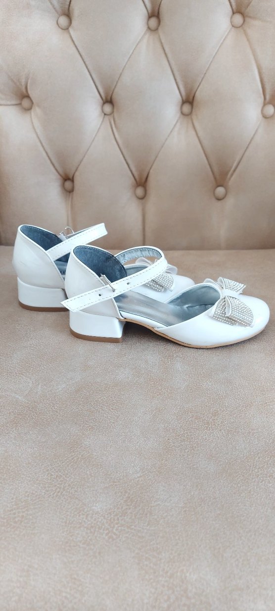 Beyaz Fiyonklu Kız Çocuk Babet Ayakkabı - Görsel 3