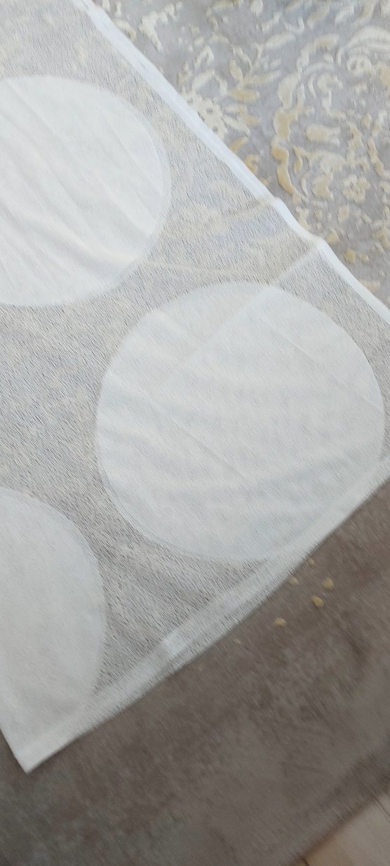 Beyaz Gri Puantiyeli Modern Masa Örtüsü - Görsel 2