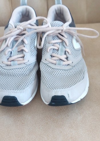 36 Beden Gri Bağcıklı Kadın Spor Ayakkabı