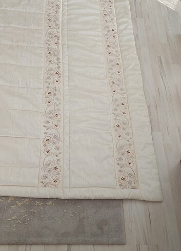 Yatak Örtüsü - Görsel 2