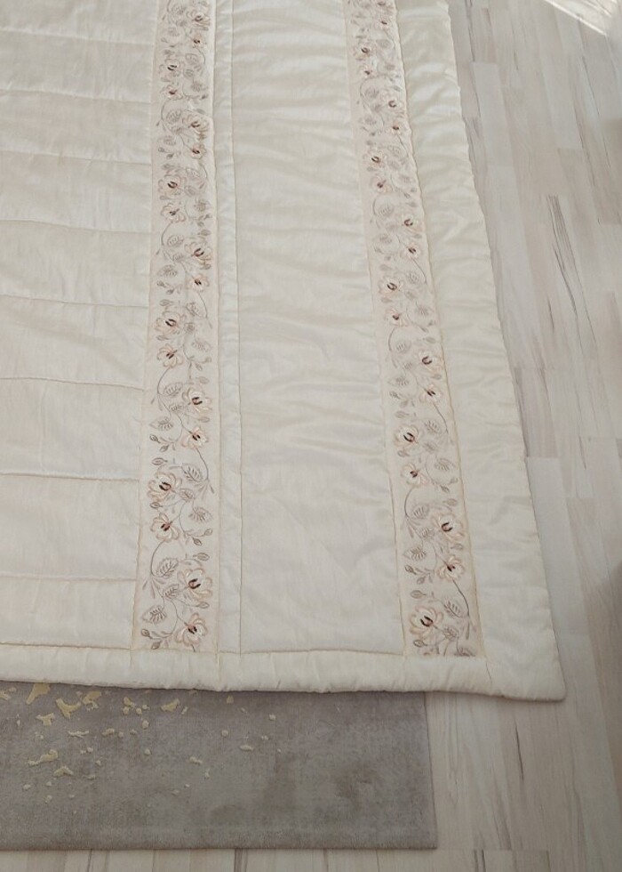 Yatak Örtüsü - Görsel 2