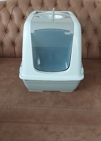 Kapalı kedi tuvaleti