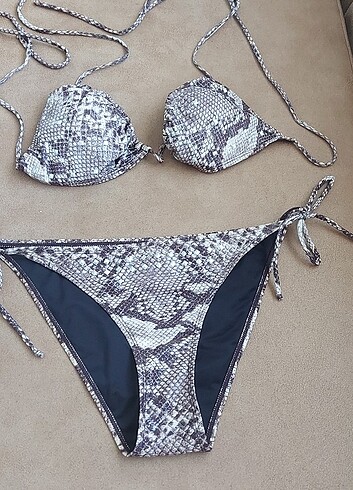 Pieces bikini