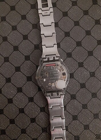 Beden swatch kadin kol saati