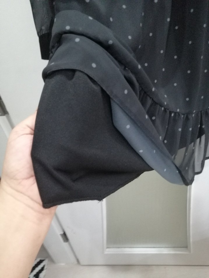 Siyah Puantiyeli V Yakalı Mini ifon Elbise - Görsel 4