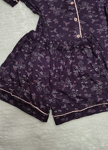 46 Beden Şortlu önü düğmeli pijama takımı