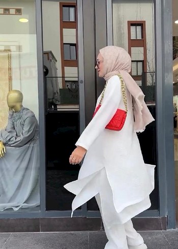 Drapeli Uzun Beyaz Kadın Takım - Görsel 2