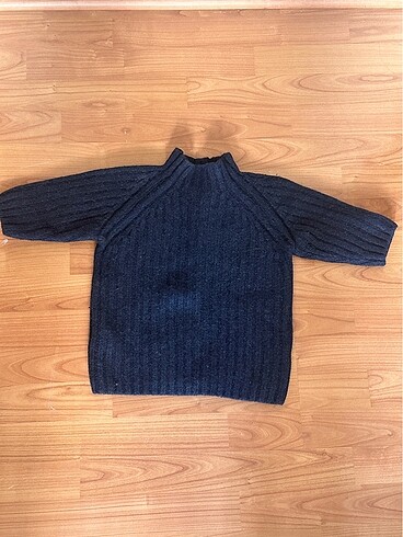 Calvin Klein yün kazak