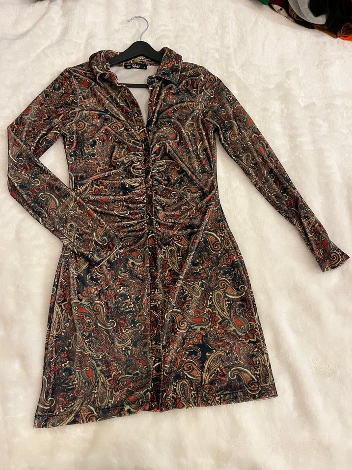 Desenli Uzun Kollu Kadın Elbise - Görsel 3