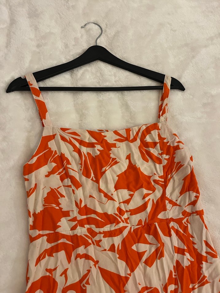 Turuncu Baskılı Kolsuz Midi elbise - Görsel 4