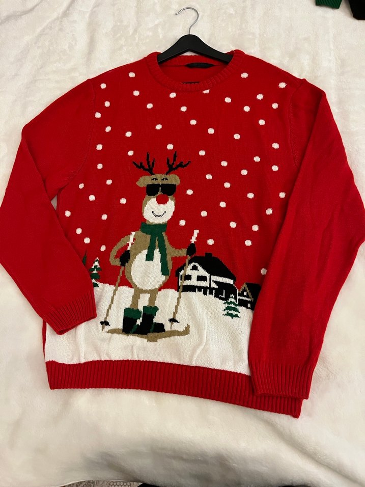 Nakışlı Kırmızı Kadın Triko Kazak ve yeşil kazak - Görsel 3