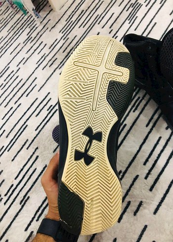 Under Armour Siyah Basketbol Ayakkabısı Velcro 44 numara - Görsel 6