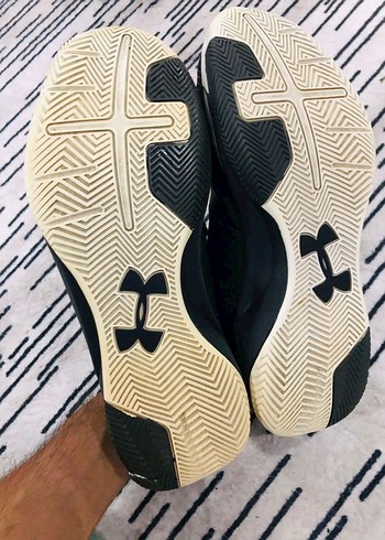 Under Armour Siyah Basketbol Ayakkabısı Velcro 44 numara - Görsel 7