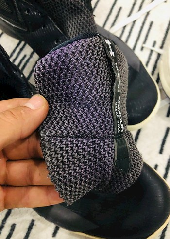 Under Armour Siyah Basketbol Ayakkabısı Velcro 44 numara - Görsel 3