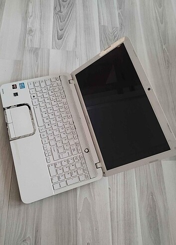 Toshiba Satellite i7 3.nesil, 8gb, 2gb, 120gb