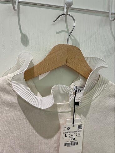 Zara Zara volanlı bluz