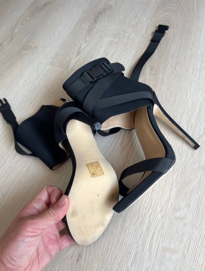 Tokalı Siyah İnce Topuklu Kadın Ayakkabı - Görsel 4