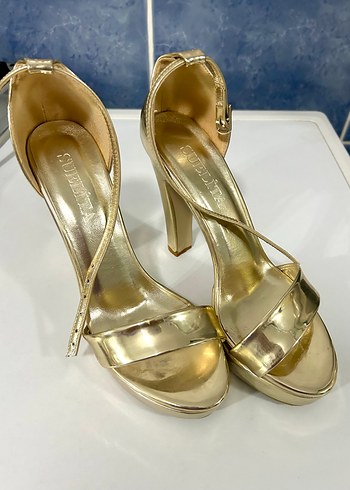 Altın Renkli Platform Topuklu Kadın Abiye Ayakkabı - Görsel 5