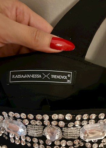 Etek büstiyer takım - Görsel 3