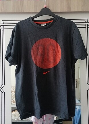 Nike tshirt 