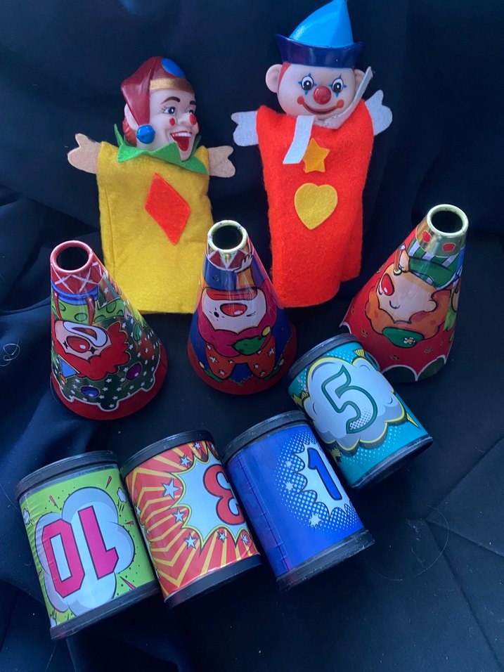 Renkli Palyaço Eldiven Kuklaları ve Parti Şapkaları - Görsel 3
