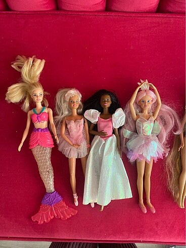 Barbie Sindy barbieler