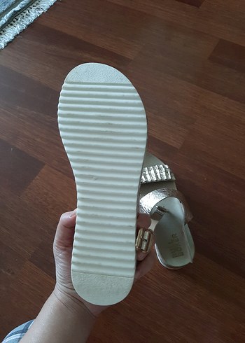 38 Beden altın Renk Altın Renkli Yılan Desenli Dolgu Topuklu Kadın Sandalet