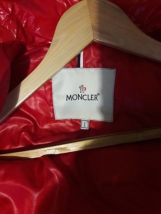 s Beden kırmızı Renk moncler mont