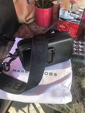 Marc Jacobs black