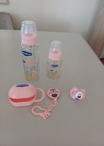 Pembe Bebek Biberon Seti ve Emzik