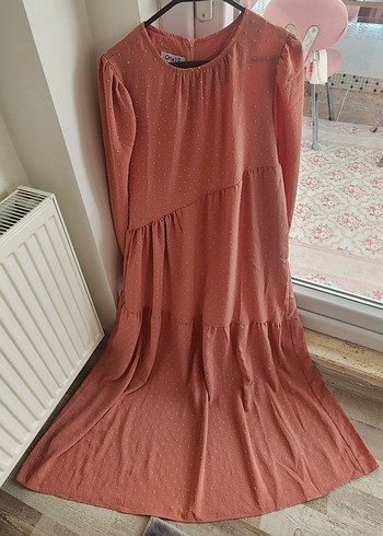 Drapeli pembe pıtpıtlı uzun Elbise - Görsel 4