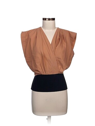 Benetton Bluz %70 İndirimli.